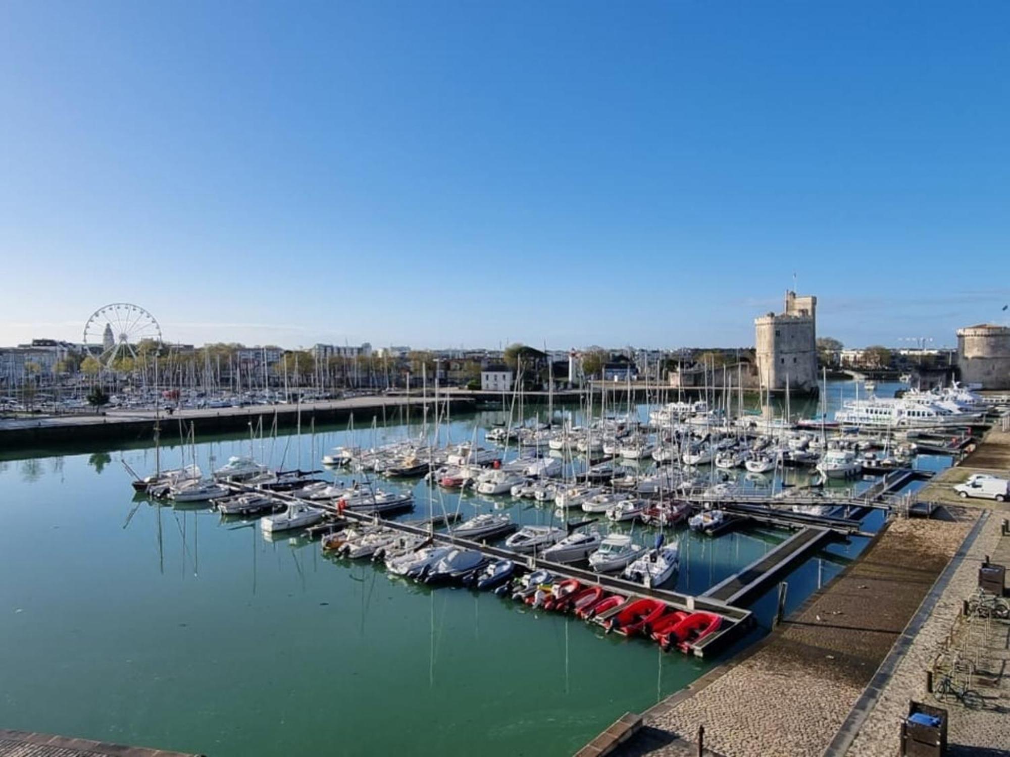 Studio Ensoleille Au Bord De Mer Avec Balcon Et Parking, Proche Centre Et Plage - La Rochelle - Fr-1-535-51 Екстериор снимка