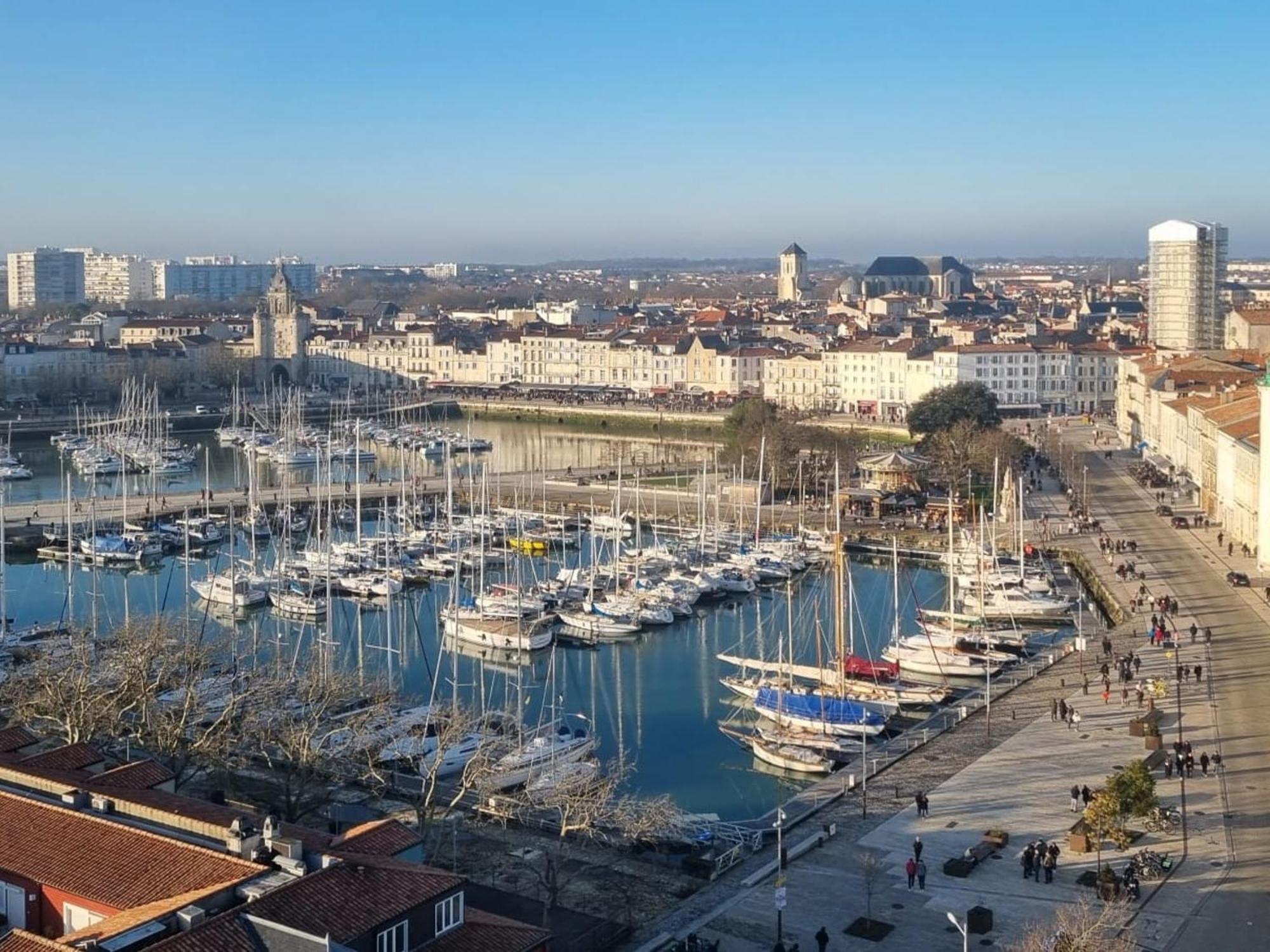 Studio Ensoleille Au Bord De Mer Avec Balcon Et Parking, Proche Centre Et Plage - La Rochelle - Fr-1-535-51 Екстериор снимка